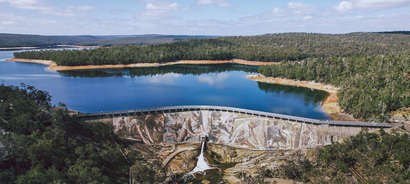 The Wellington Dam Mega Mural in Collie.